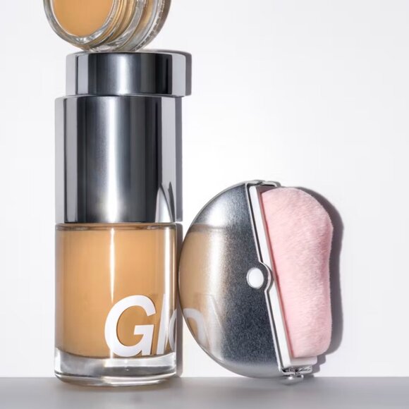 Glossier STRETCH face brush NWT - Picture 9 of 9